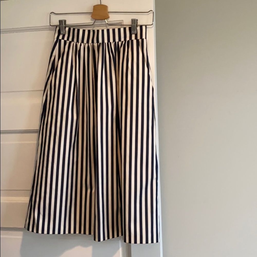 Zara navy and white stripe skirt